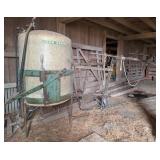John Deere Sprayer w/70 Foot Boom