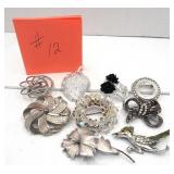 Vintage Brooches Unsigned Sarah Cov