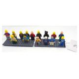 15 Lego minifigures