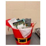 Puzzle and Putt in Oxford donated a Gift Basket