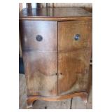 Vintage Radio & Record Player Console Cabinet
