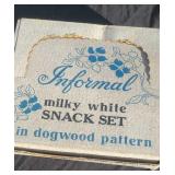Informal Milky White Snack Set