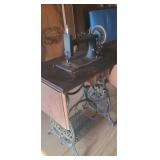 Vintage Home Sewing Machine & Table
