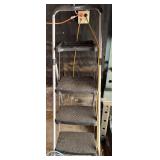 Cosco 3 Step Ladder with Tray