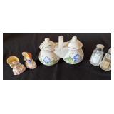 VTG Porcelain Sugar & Honey Dish