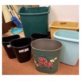 Metal Tole Ware Waste Basket
