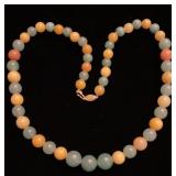 Graduated jade (jadeite) bead necklace