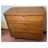 Mid Century Modern Universal Chest Of Drawers