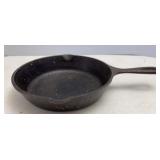 No. 5 Cast Iron Skillet w/ Fire ring