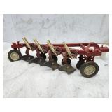 International Toy 4 bottom plow