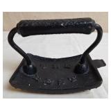 Cast Iron "The Best" Hand Fluter Crimper Iron,