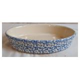 Henn Workshops Blue Spongeware Oval Baker