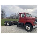 1983 International F-2275  Truck  Chasis