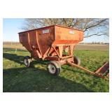 Unverferth McCurdy 275 Bushel Gravity Wagon