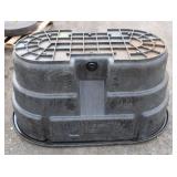 100 Gallon Rubbermaid Water Tank