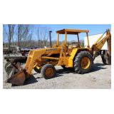 John Deere 410 Backhoe w/Loader & Buckets