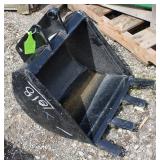 Mahindra Excavator Bucket, 20"