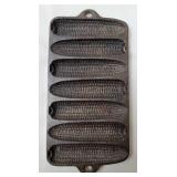 Cast Iron Wagner Ware "Krusty Korn Kobs" Stick Pan