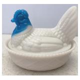 Vtg Westmoreland Milkglass Hen on Nest