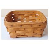 1991 Longaberger Tea Basket