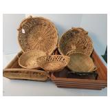 Baskets, woven & wood trays
