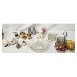 Salt & Peppers, juicer, coasters,