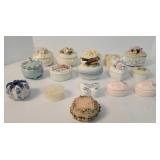 Trinket dishes, porcelain