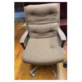 Desk Chairs on Wheels