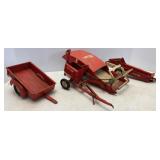 Vtg Tru Scale Wagon, Harvester & Manure Spreader