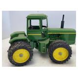 Ertl John Deere Tractor