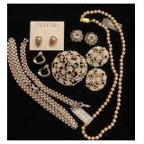 Monet & Trifari necklace, bracelet & clip