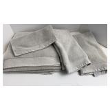 Bath, (2) Hand Towels & Wash Cloths
