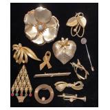 Gold tone and rhinestone/pearl brooches