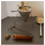 Tomato Juicer, Mashers & Aluminum Ladle