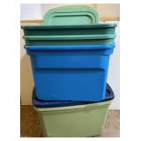 (5) Sterilite Totes with Lids