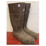 Northern Muck Boots (size 8)