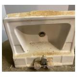 Antique Porcelain Sink 19x16