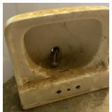 Antique Porcelain Sink 19x16