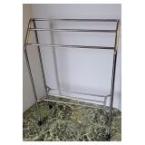 Metal towel or quilt rack