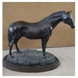 Dezine Horse Statue