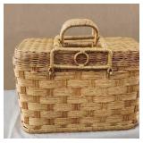 Vintage Wicker Picnic Basket