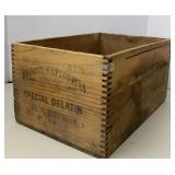 Antique Dovetail DuPont Explosives Box