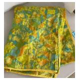 Vtg hand made quilt 87x64