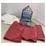 Norwex Kitchen Towels, Wash Rags & Wire Rack