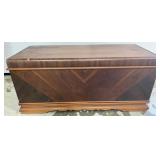 Vtg Walnut Veneer Cedar Chest