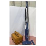 Vtg Griffin Shoe Shine Box & Bissell Vacuum