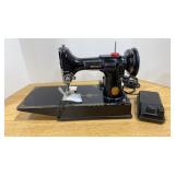 Antique Singer Featherweight Sewing Machine