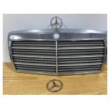 Mercedes Benz Grill & Emblem