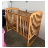 Crib adjustable