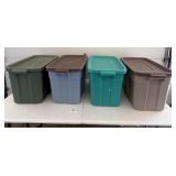 4 Rubbermaid totes